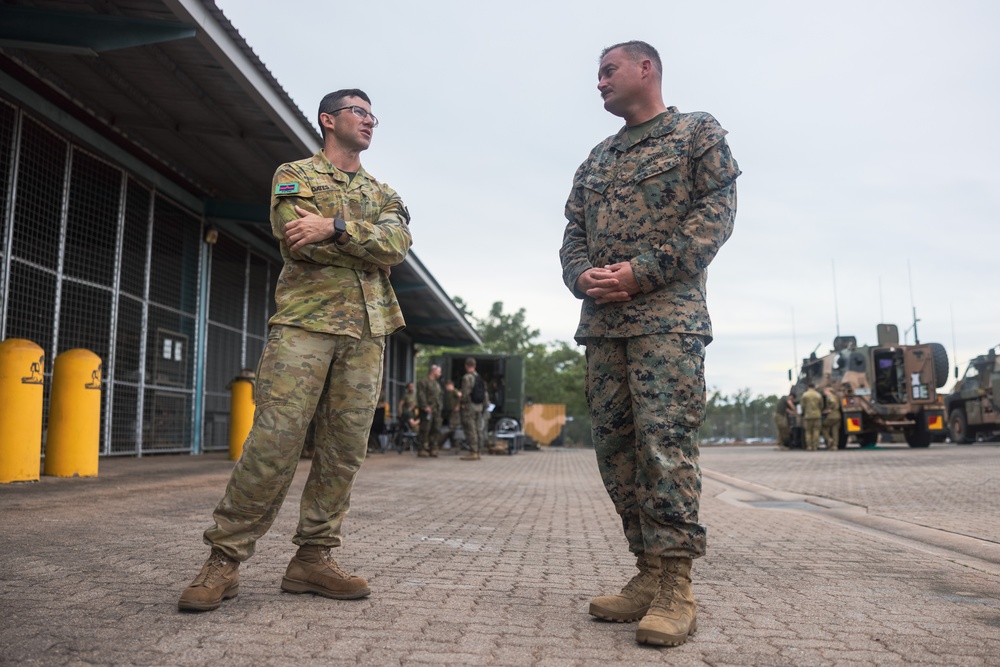 U.S. Marines and Australian Army soldiers participate in dry-fire drills