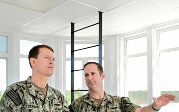 Chief of Naval Intelligence Visits CIWT and NIOC Pensacola