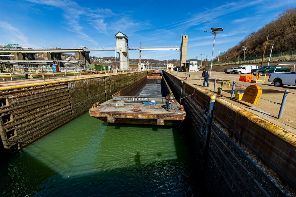 Charleroi lock construction closing in on completion
