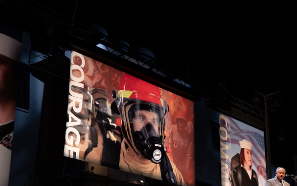 SECNAV Visits RTC Great Lakes