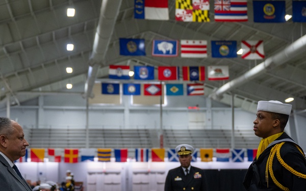 SECNAV Visits RTC Great Lakes