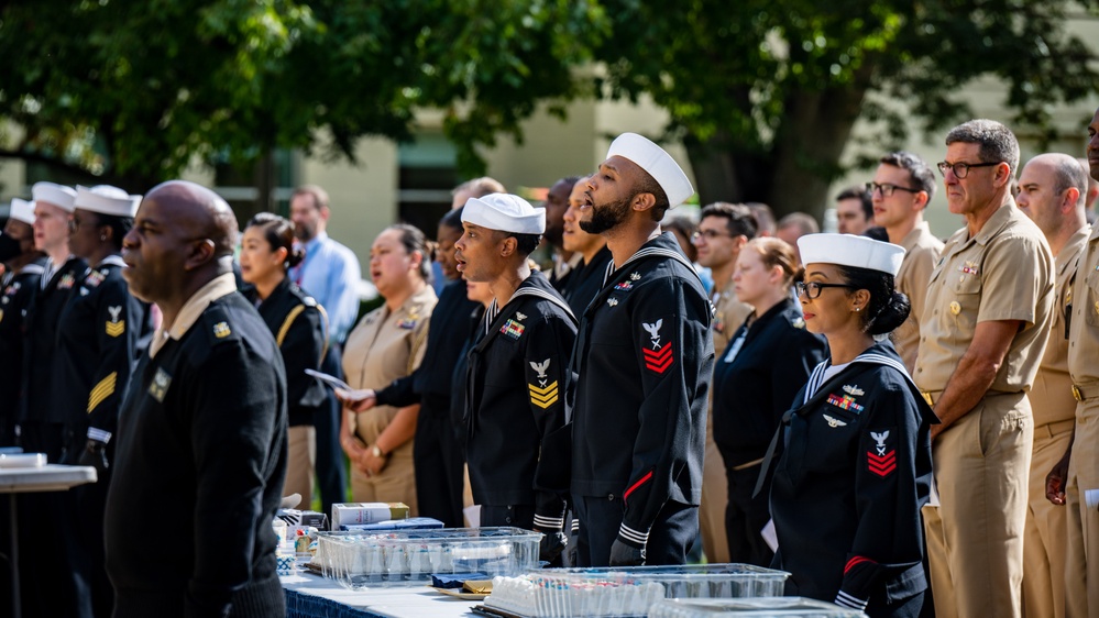 DVIDS - Images - Pentagon Hosts U.S. Navy Birthday Celebration [Image 6 ...