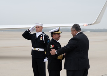 SECNAV Greets SEMAR at Joint Base Andrews Air Field