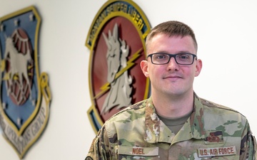 167th Airlift Wing Airman assists with Qatar intelligence training