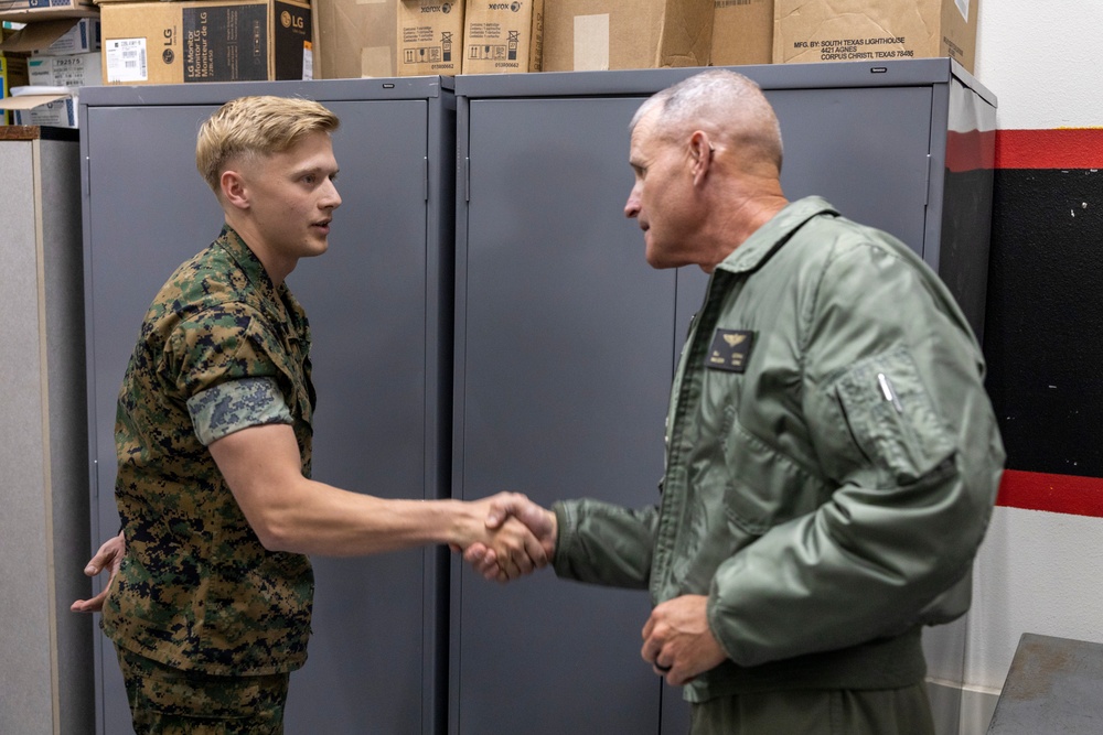 3rd Marine Aircraft Wing commanding general visits Marines, observes readiness firsthand