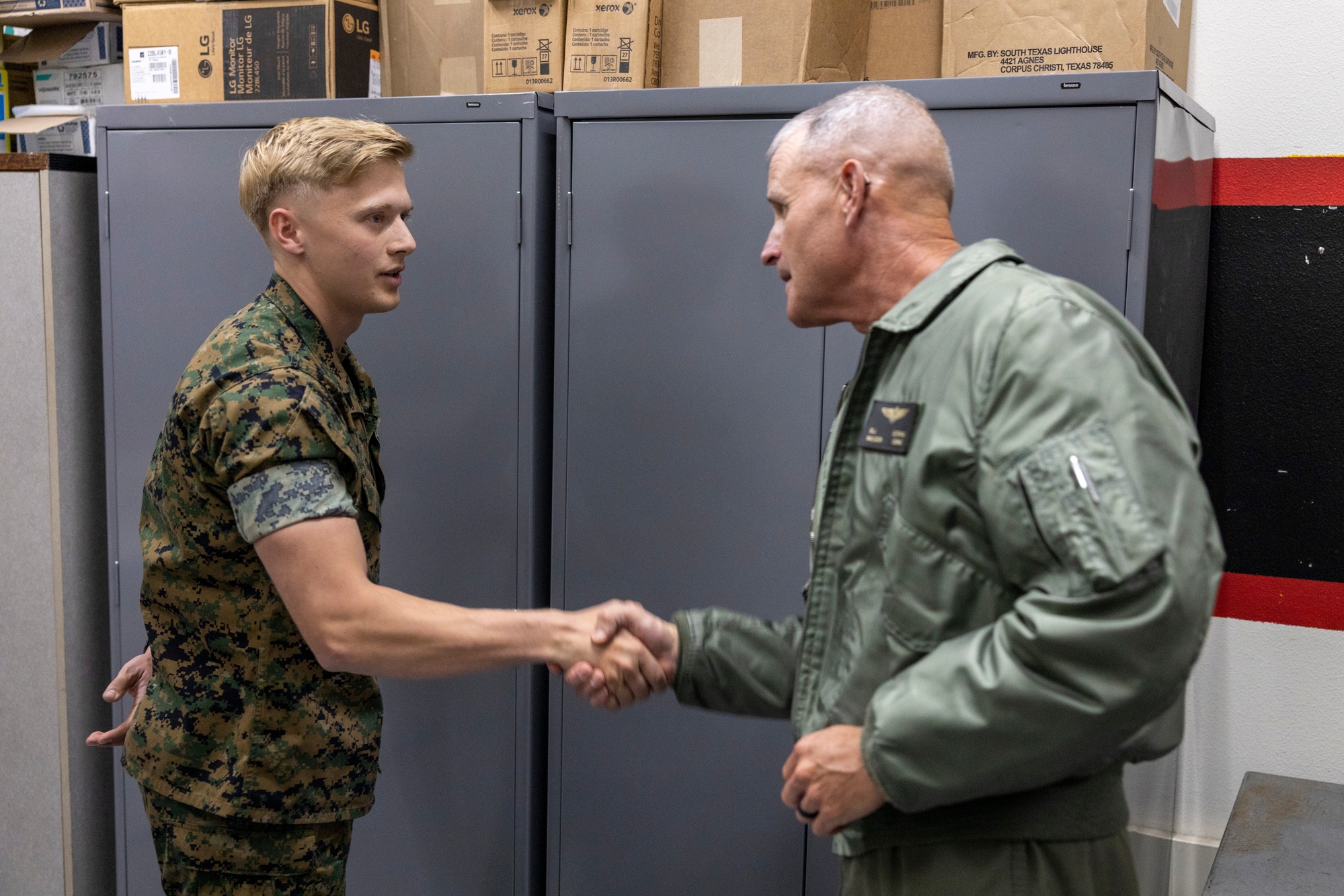 DVIDS - Images - Padres Visit 3rd MAW Marines at Miramar [Image 2