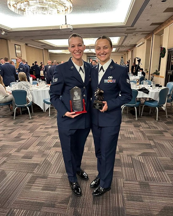 131st Bomb Wing Airmen win Levitow Award