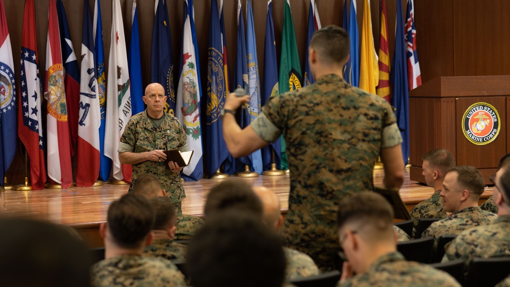 Gen. Berger, 38th Commandant of the Marine Corps, Visits MARFORRES