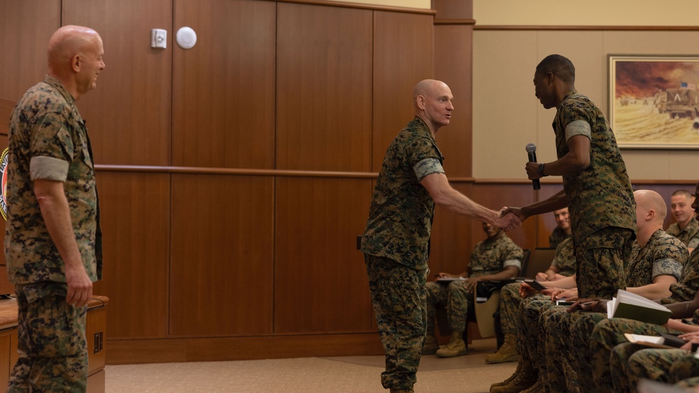 Gen. Berger, 38th Commandant of the Marine Corps, Visits MARFORRES