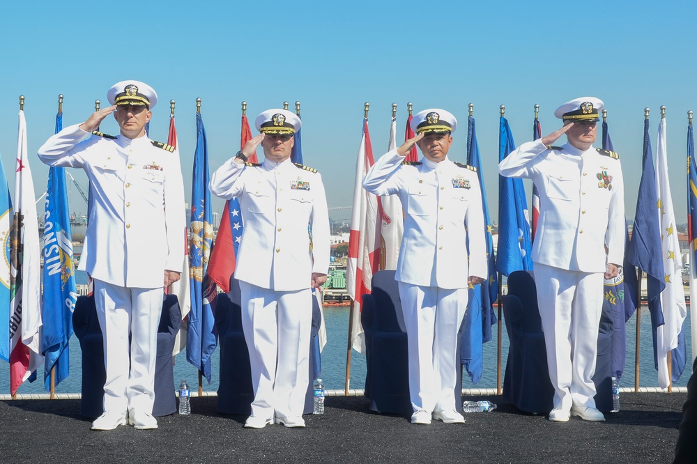 USS Jackson (LCS 6) Holds Change of Command Ceremony