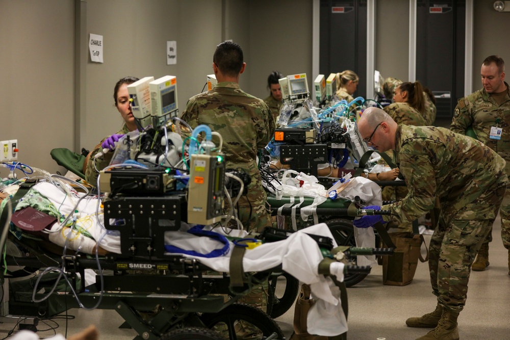 445th Airlift Wing Airmen participate in total-force trauma care training