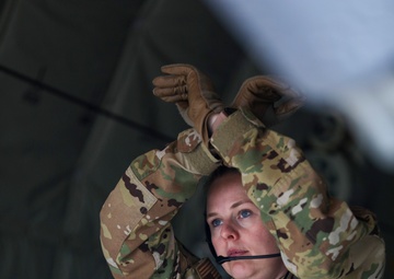 445th Airlift Wing Airmen participate in total-force trauma care training