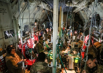 445th Airlift Wing Airmen participate in total-force trauma care training