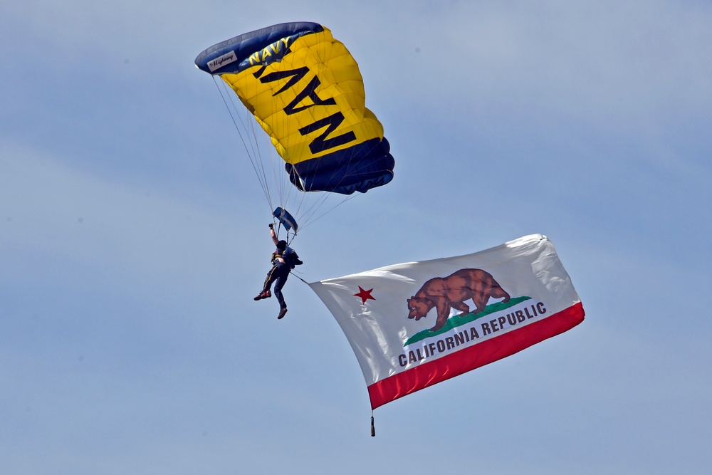 DVIDS Images Point Mugu Air Show is Ventura County's Biggest Event