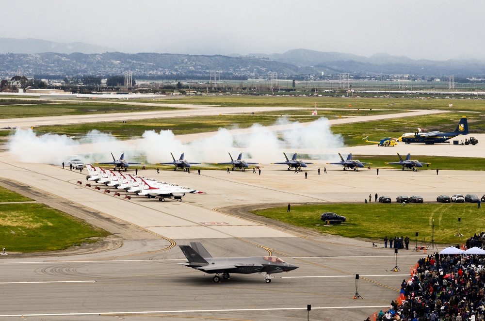 DVIDS Images Point Mugu Air Show is Ventura County's Biggest Event