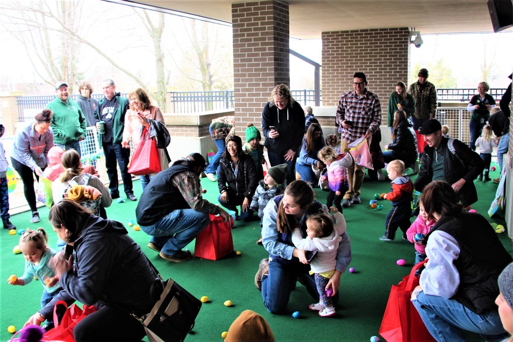 Fort McCoy youth, families enjoy Easter fun with Easter Eggstravaganza 2023