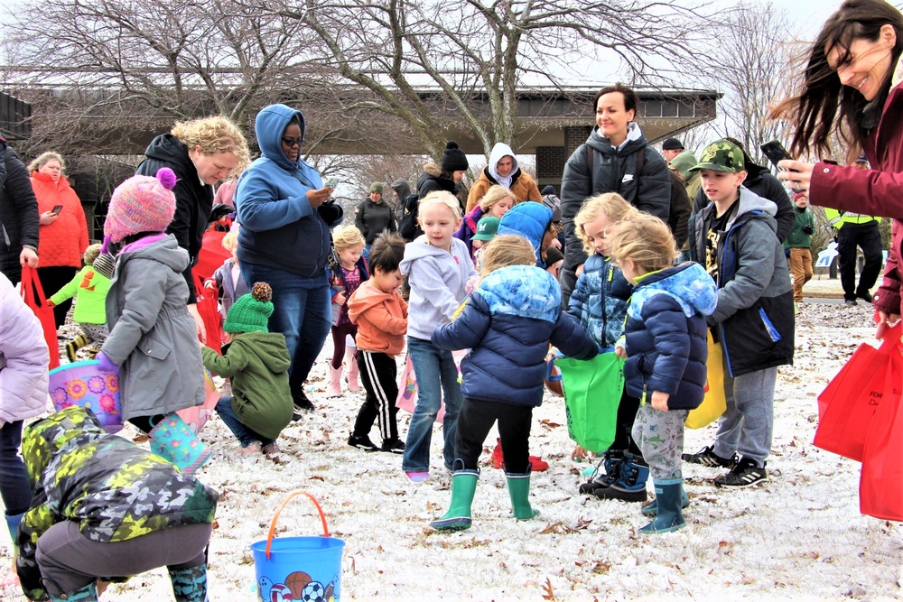 Fort McCoy youth, families enjoy Easter fun with Easter Eggstravaganza 2023