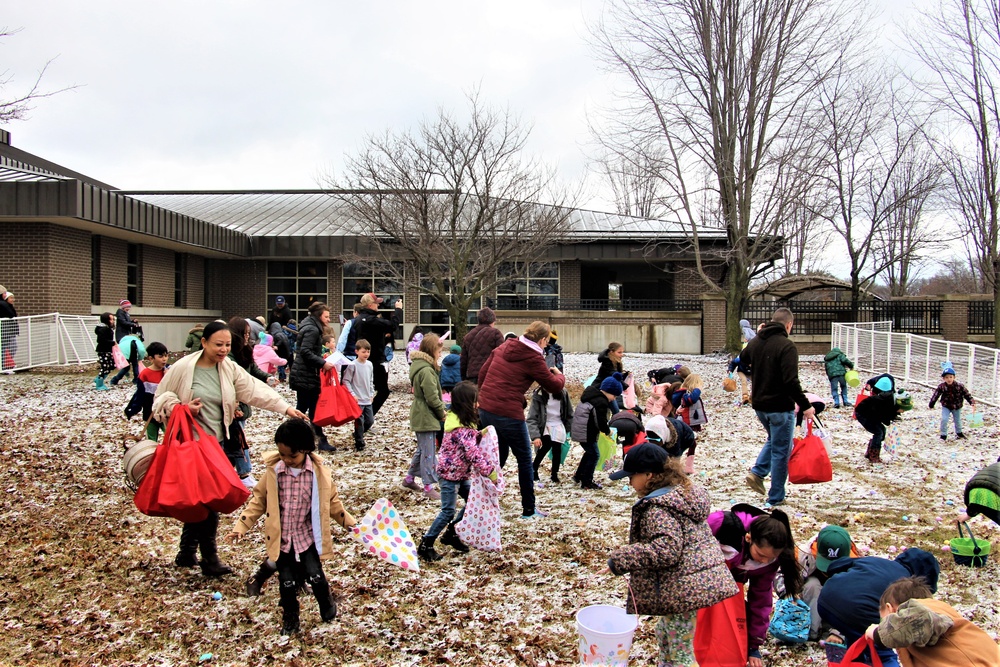 Fort McCoy youth, families enjoy Easter fun with Easter Eggstravaganza 2023