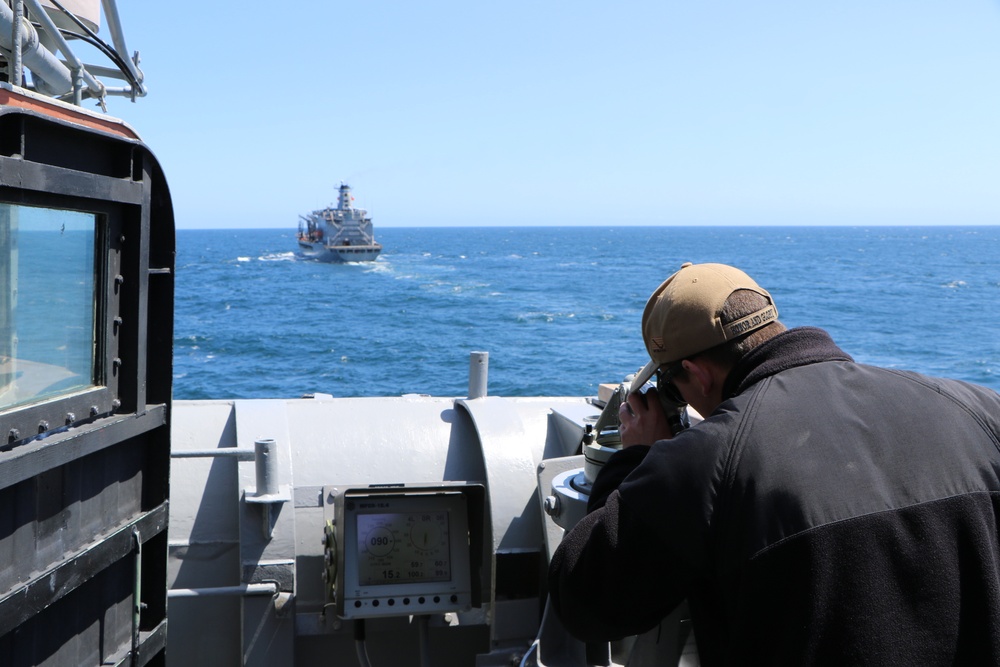 USS Princeton (CG 59) Conducts Replenishment-at-Sea with USNS Pecos (T-AO 197)