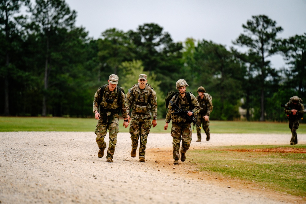 82nd Airborne Division E3B Ruck and Weapons