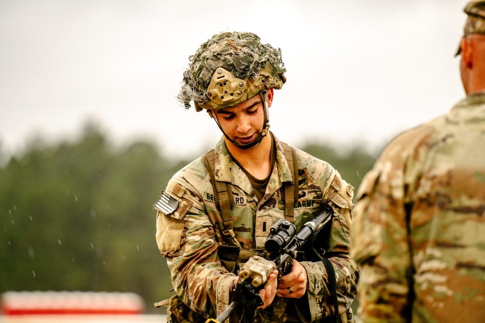 82nd Airborne Division E3B Ruck and Weapons