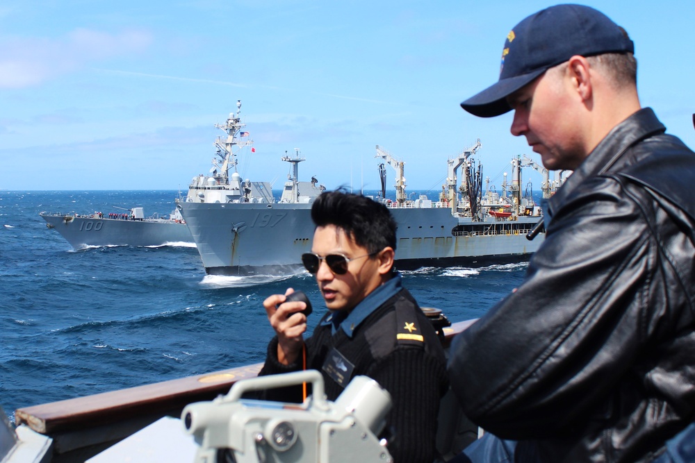 USS Sterett (DDG 104) Sailors Stand Watch