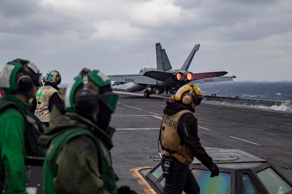 Super Hornet Launches