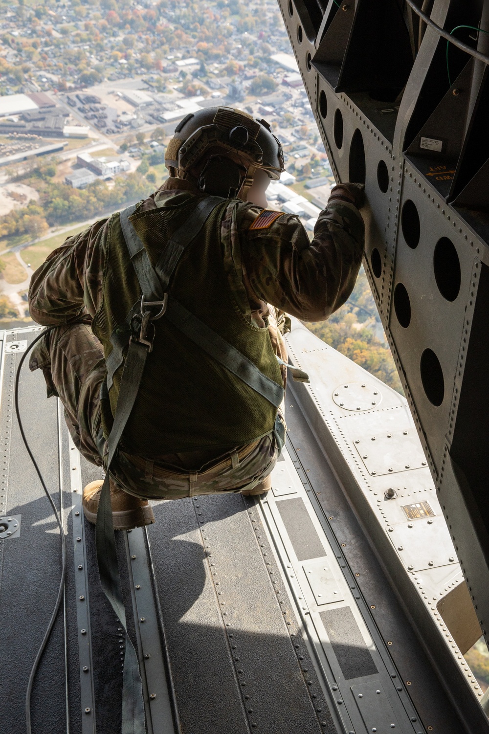 OHARNG Special Forces Operators conduct airborne, fast rope training