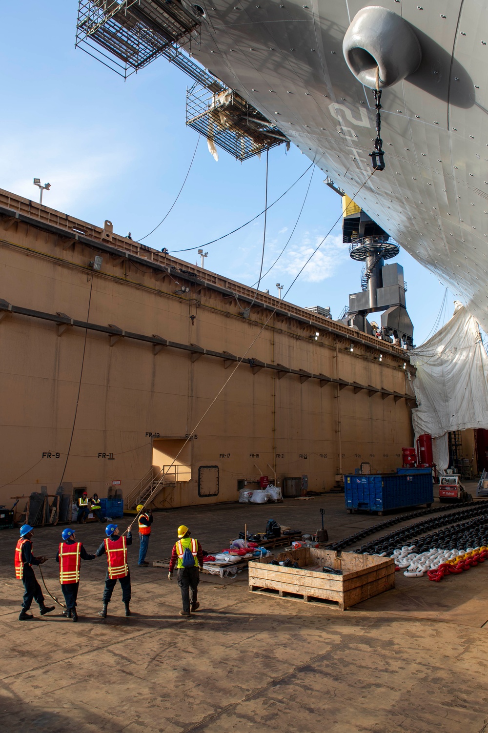 USS Essex Conducts Anchor Chain Evolution