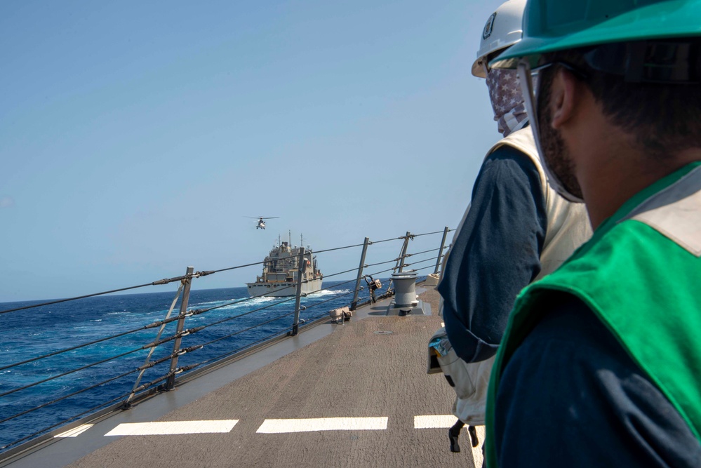 Wayne E. Meyer Conducts Underway Replenishment