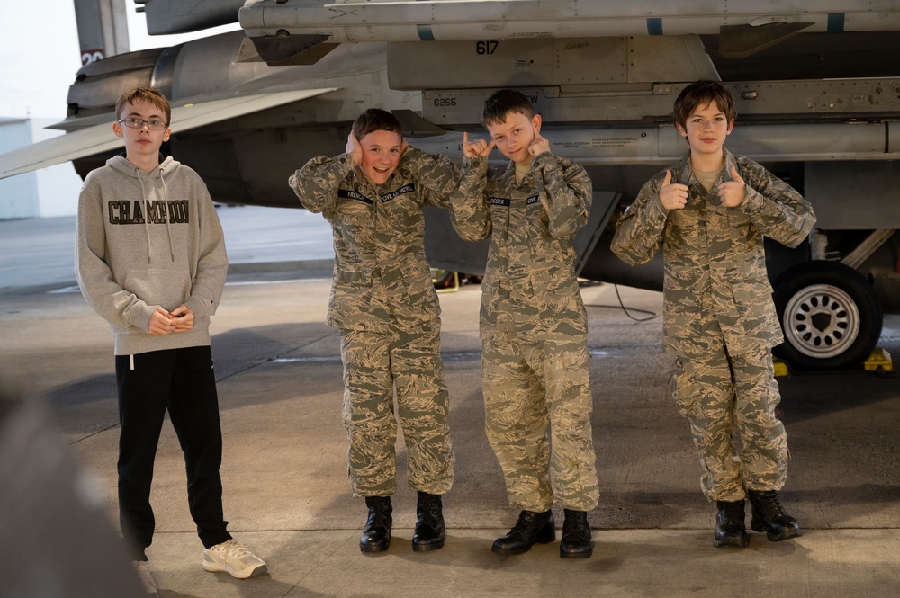 CAP cadets tour the Fighting Falcon