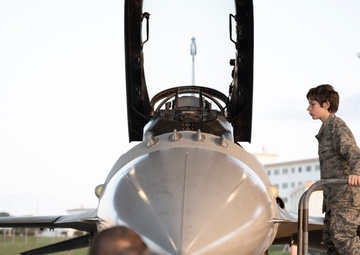 CAP cadets tour the Fighting Falcon
