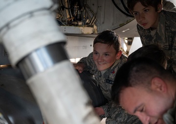 CAP cadets tour the Fighting Falcon