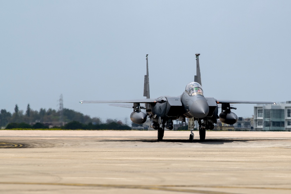 Strike Eagles join Lighting II's at Keystone of the Pacific