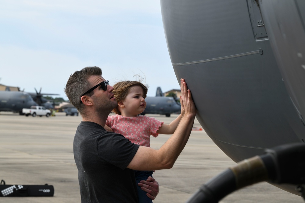 Hurlburt Field says goodbye to the MC-130H