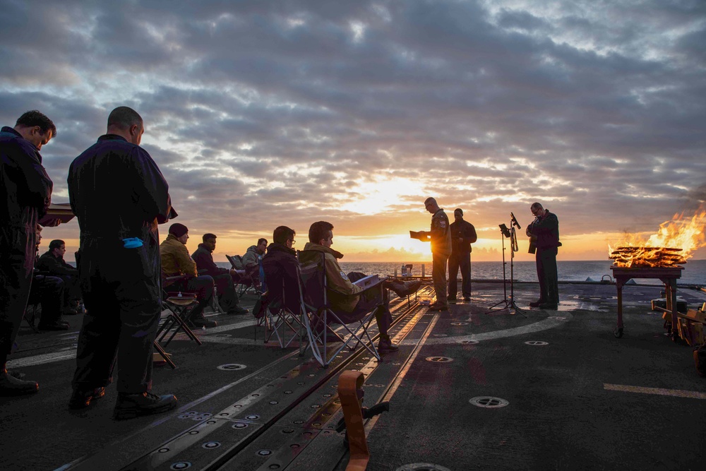 USS Leyte Gulf (CG 55) Celebrates Easter