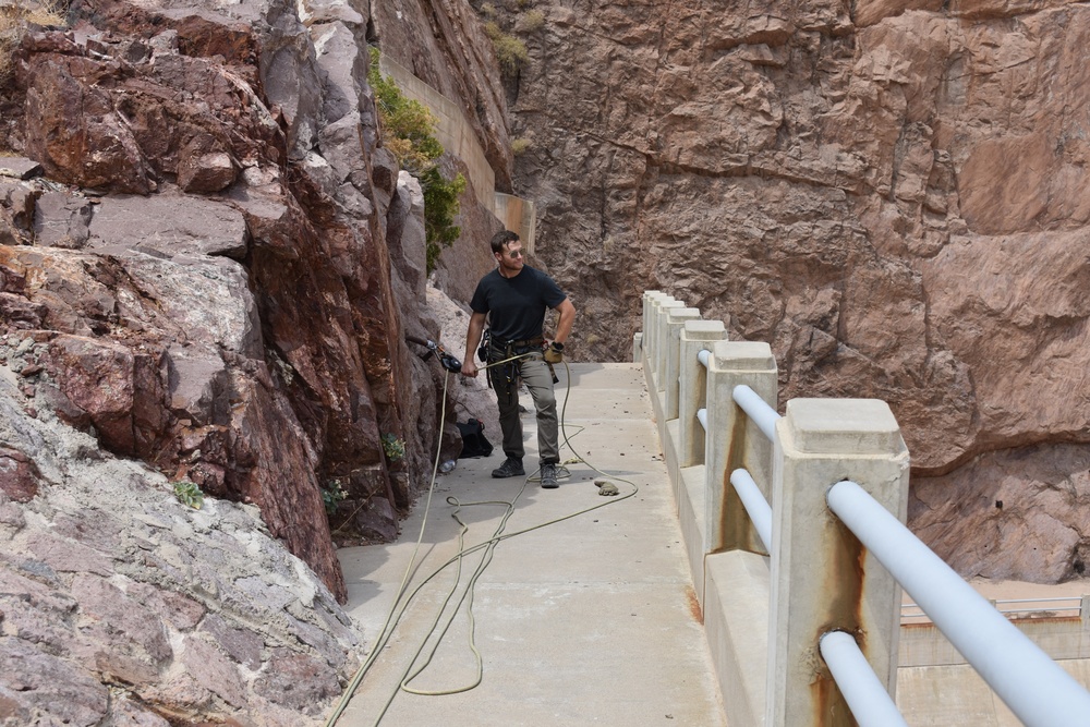 US Army EOD company trains to stay ready for counter WMD missions around world