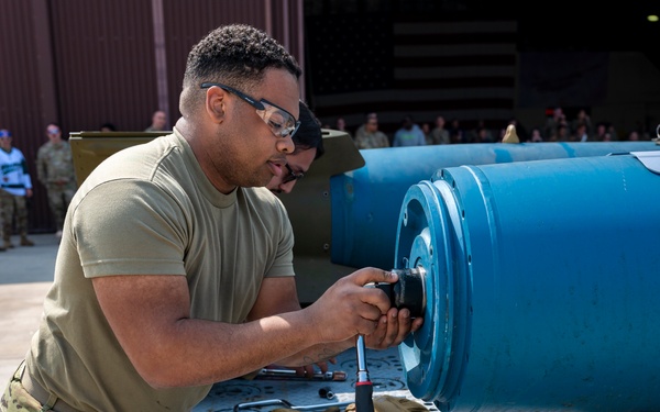 Osan Airmen participate in load crew comp