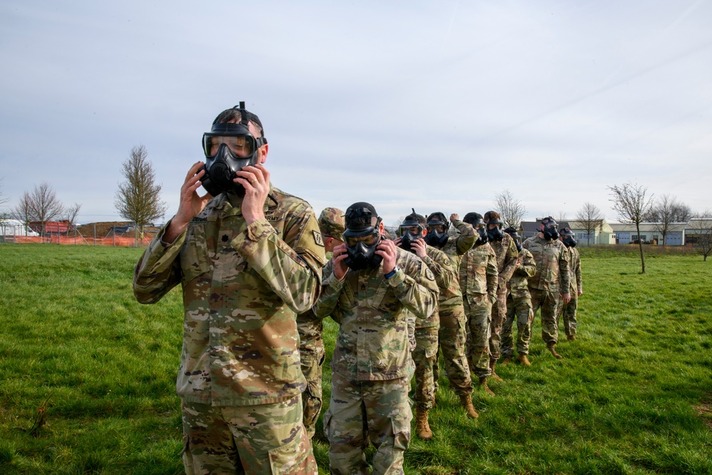 39th Strategic Signal Battalion Mask Confidence - CBRN Training