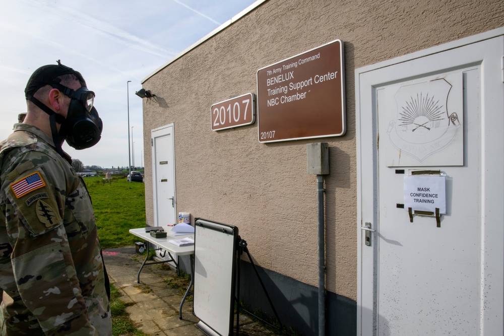 39th Strategic Signal Battalion Mask Confidence - CBRN Training