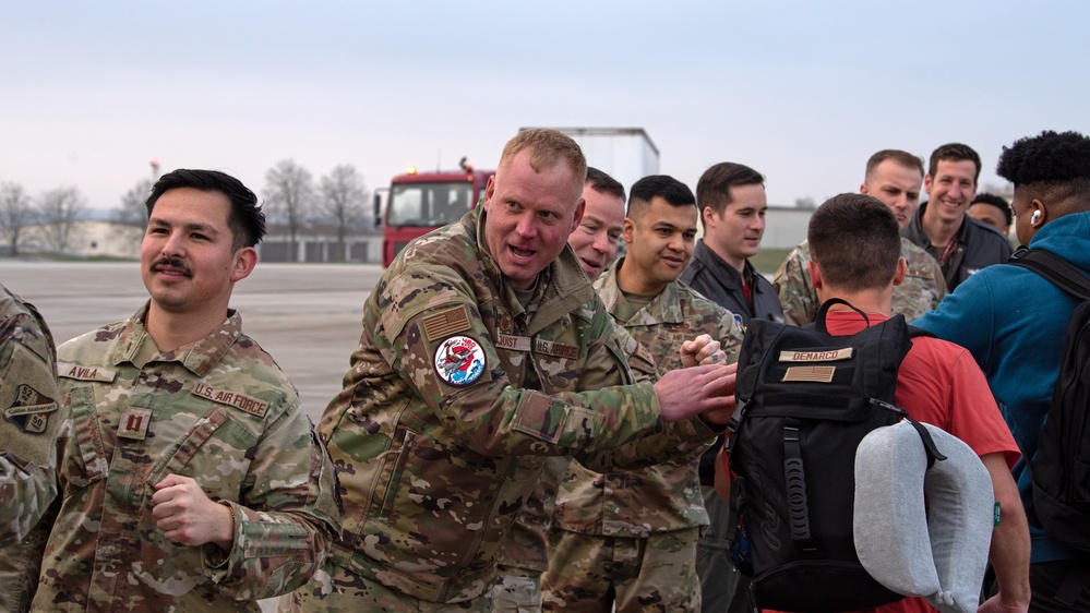 480th FS Warhawks redeploy from Kadena AB