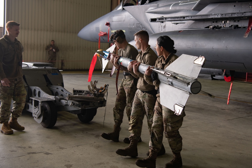 First Quarter Load Crew Competition