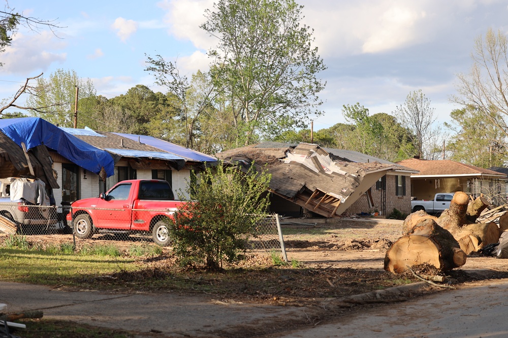 Arkansas Tornadoes: Jacksonville Storm Damage and N. Little Rock DRC