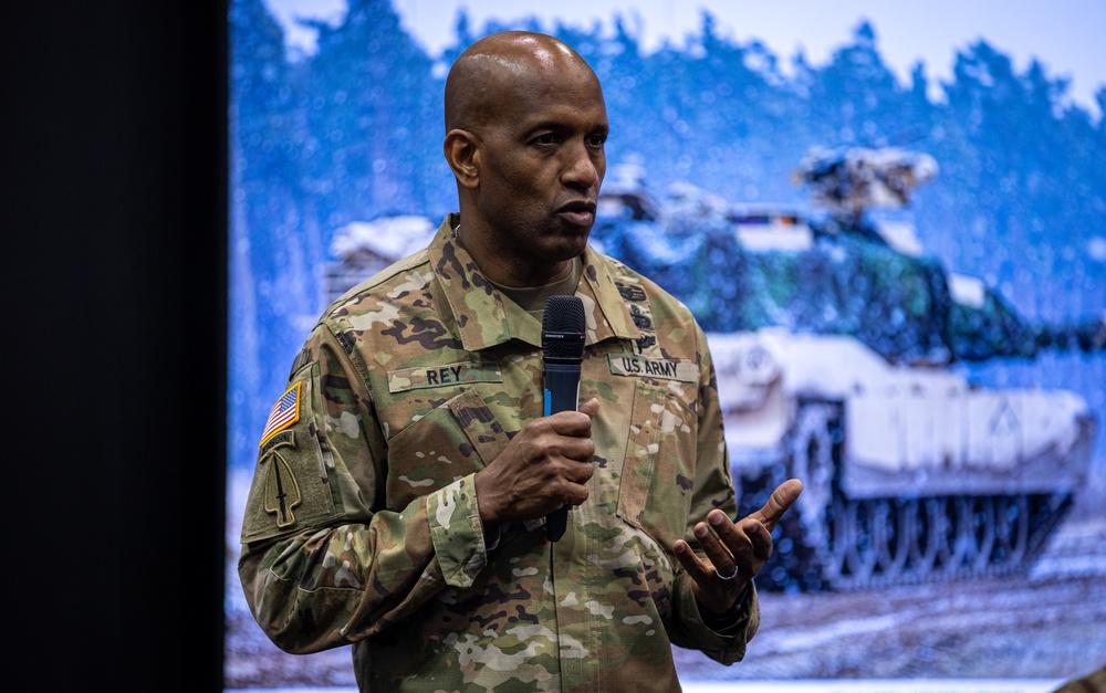 DVIDS - Images - Commanders COP Data Centricity for Army 2040 [Image 2 ...