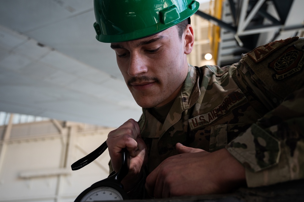 305th MXS conducts final KC-10 inspection