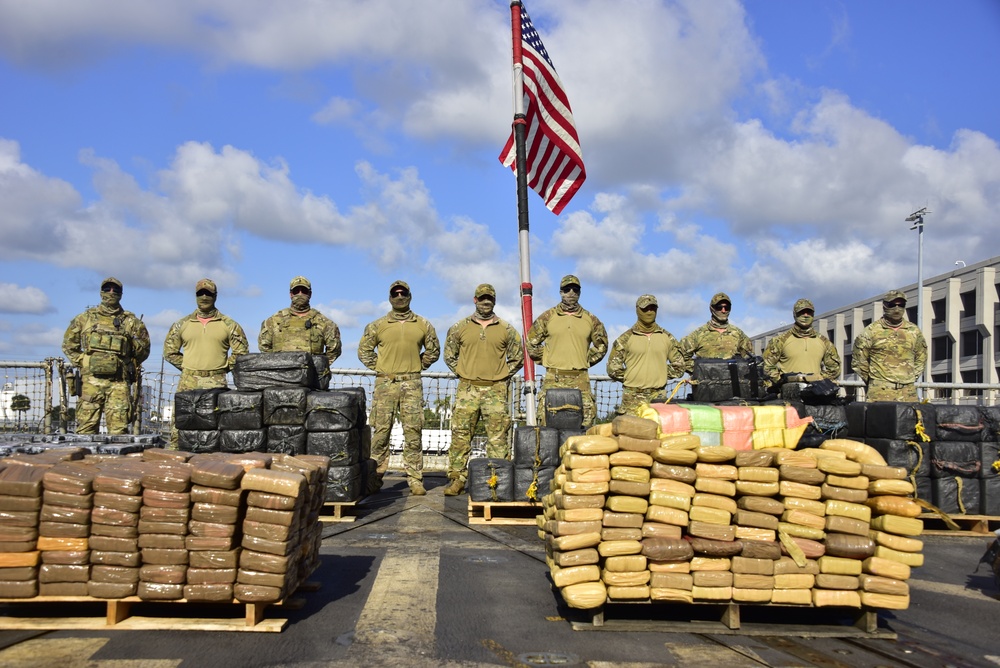 USS Farragut, Coast Guard offloads more than $69 million in illegal narcotics