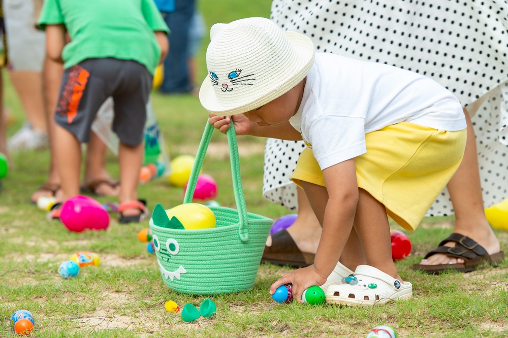 PMRF MWR Team Hosts Easter Eggstravaganza Egg Hunt