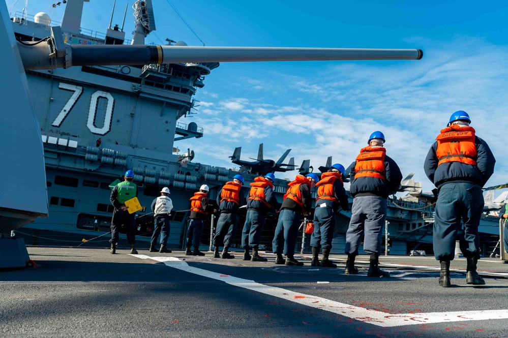 USS Sterett (DDG 104) Conducts Refueling-at-Sea with USS Carl Vinson (CVN 70)