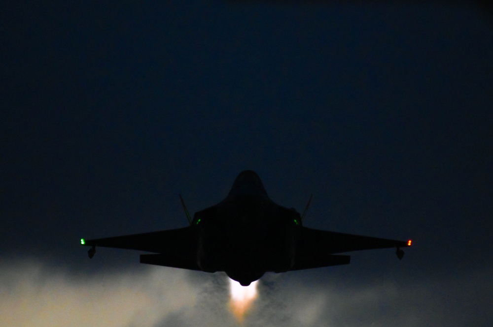 F-35A Lightning II Night Fly at the 33rd FW