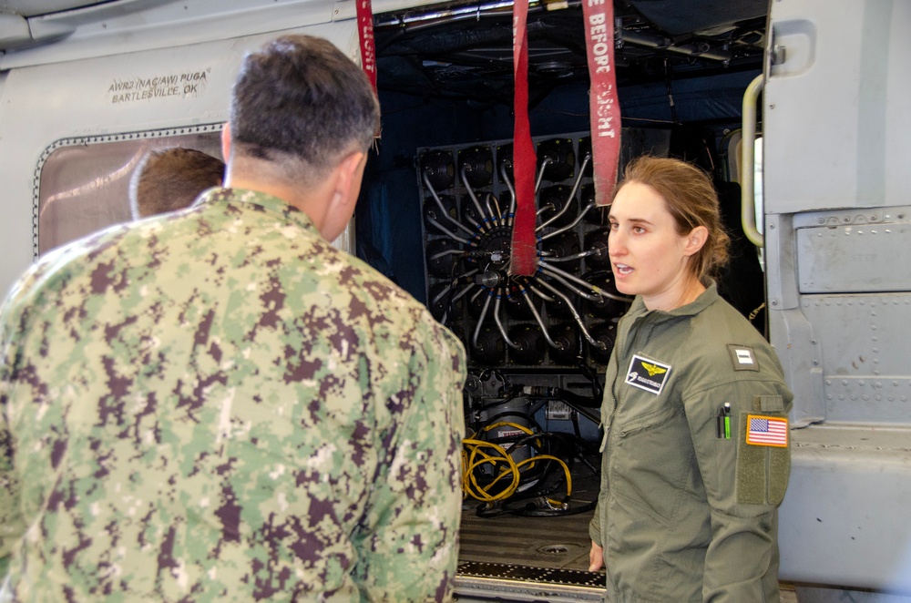 Future Naval Aviators Tour HSM-71